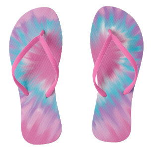 Lindo par de chinelos tie-dye pastel