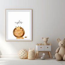 Lindo Poster de Leãozinho Explorando a Creche