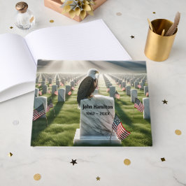 Livro De Visitas Águia-careca em uma lápide de mármore para funeral