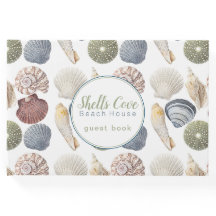 Aluguel de praia com várias cores