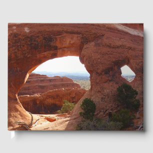 Livro De Visitas Arco da Partição I no Parque Nacional dos Arcos