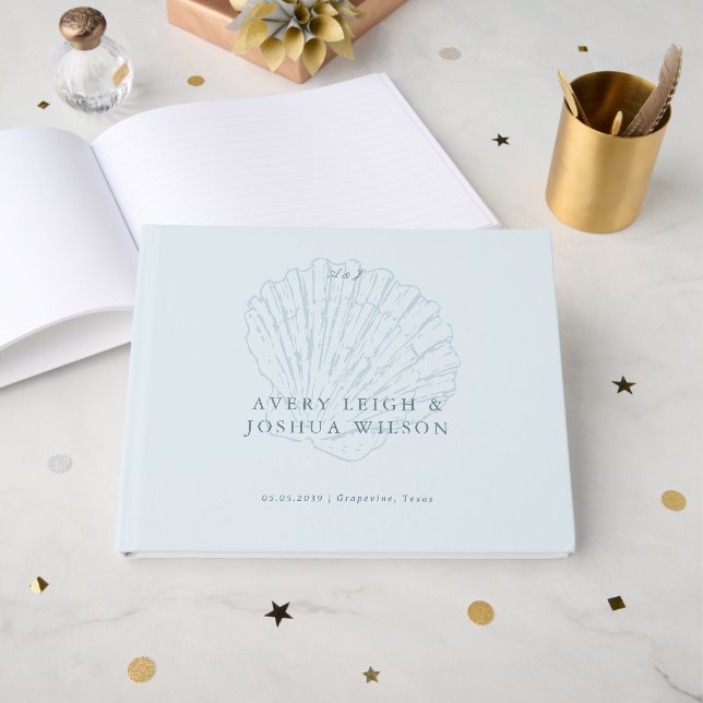 Livro De Visitas Coastal Blue Nautical Hand Drawn Seashell Wedding (Frente aberta)