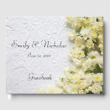 Flores de narciso pálidas na textura