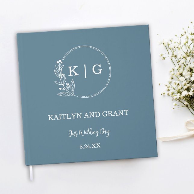 Livro De Visitas Guia de Casamento de Dusty Blue & White Monographi (Dusty blue and white wedding guestbook with floral monogram)