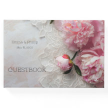 Pêonias cor-de-rosa no chão