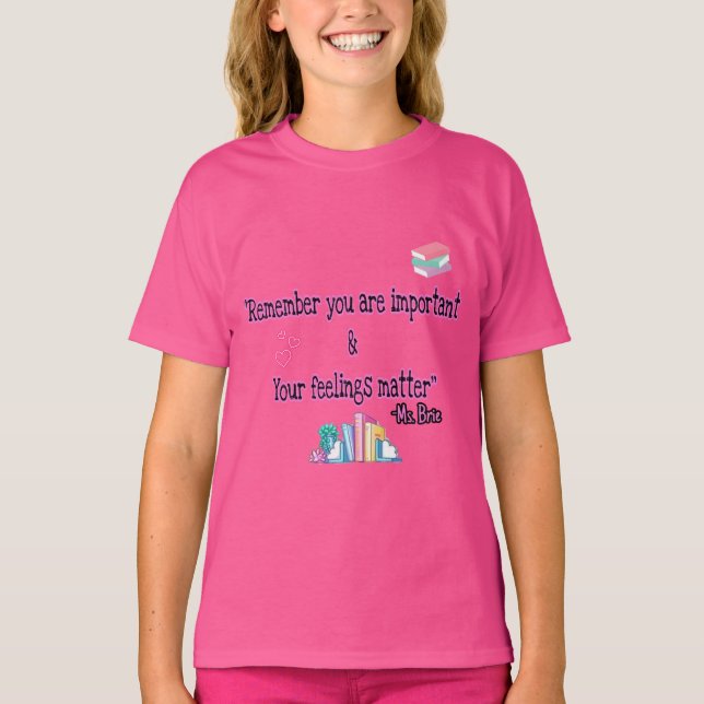 Livros com camiseta Brie (Frente)
