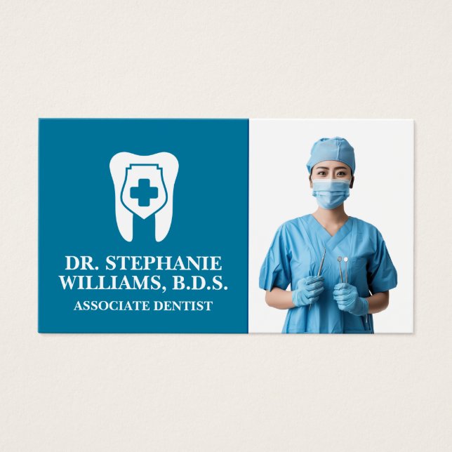 Logotipo do dente | Jovem Dentista Feminina (Frente)