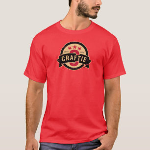 Logotipo no t-shirt vermelho