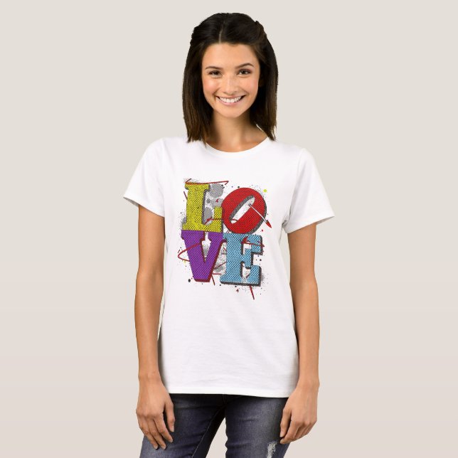 LOVE Pop Art  – Retro Valentine’s T-Shirt (Frente Completa)