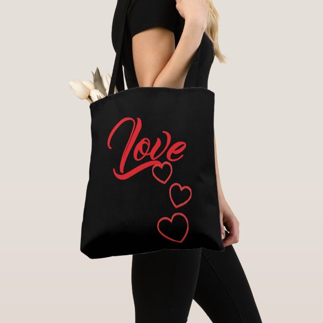 Love Tote (Close Up)
