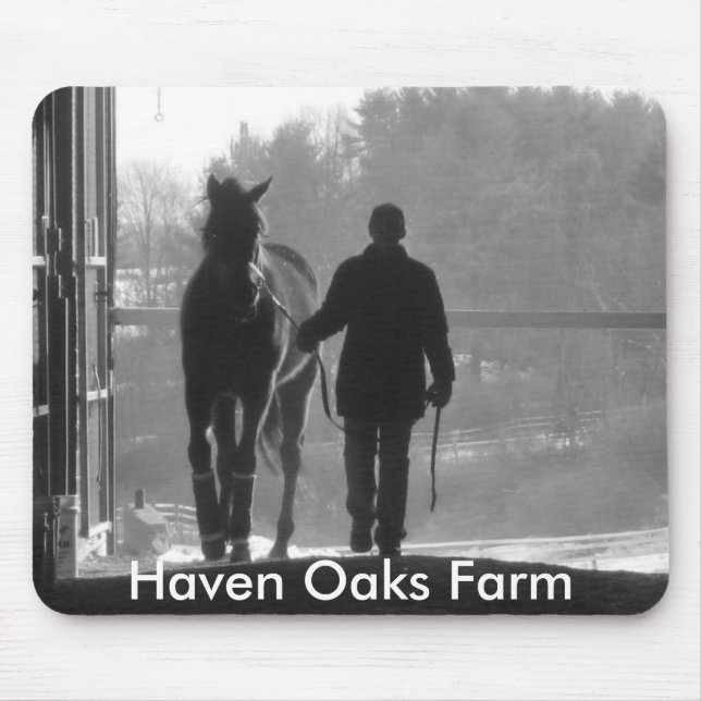 Lucy de passeio Mousepad (Frente)