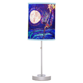 Luminária De Mesa Lua Rumi: Luz é um... As lâmpadas são muitas