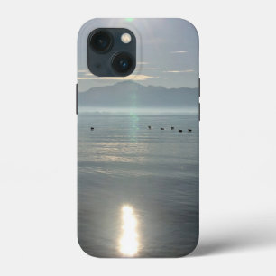 Luz Refletindo no Oceano