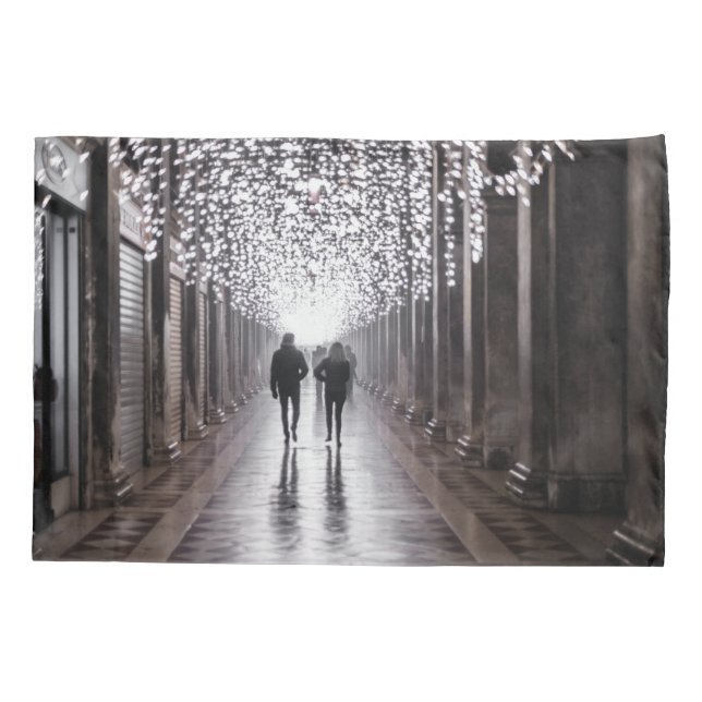 Luz, sombras e simetria - sepia (Verso)