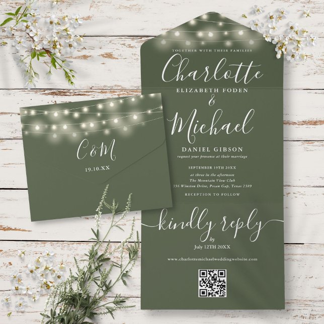 Luzes de Corda em Verde Oliva com Código QR Monogr (Olive String Lights QR Code Monogram Wedding All In One Invitation)