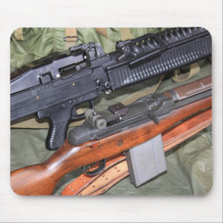 M60 & M14 de lado a lado Mousepad