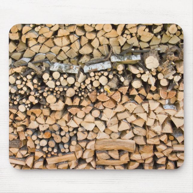 Madeira desbastada em um mousepad da pilha (Frente)