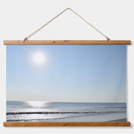 Madeira Tapeçada Por Muro