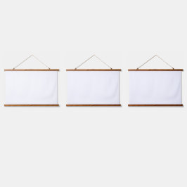 Madeira Tapeçada Por Muro