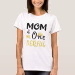 Mãe do primeiro aniversario T-Shirt maravilhoso<br><div class="desc">Mãe do primeiro aniversario T-Shirt Maravilhoso Mamãe do Sr. Maravilhoso Primeiro Camisa Maravilhoso,  1rua,  primeiro aniversário,  mamãe,  primeiro aniversário,  primeiro aniversario,  recém-nascido,  mãe,  gira,  presente de aniversário,  feliz aniversário,  presente,  engraçado,  1, 1 ano,  primeiro, 1, crianças</div>