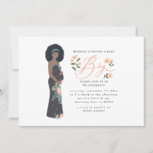 Mãe negra de cabelos escuros para ser um chá de fr