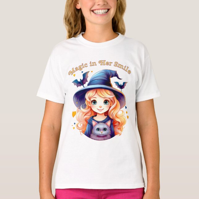 Magic in Her Smile – Kids’ Halloween T-Shirt (Frente)