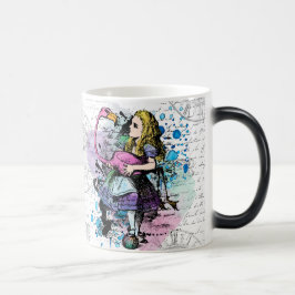 Mágica Alice na caneca morphing do país das maravilhas