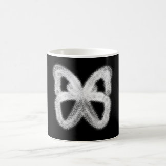 Mágica Caneca aparecendo ativada calor da borboleta
