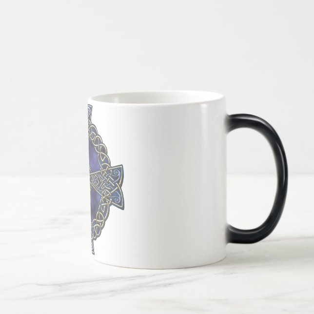 Mágica Caneca da cruz celta (Direita)