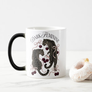 Mágica Caneca Mórfica de Cor Guepardo Feminino Escuro & A