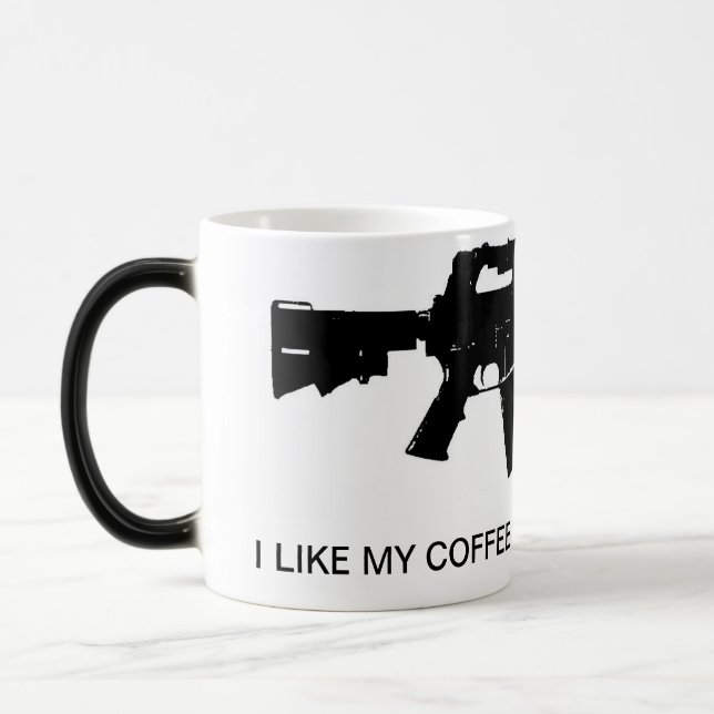 Mágica Eu gosto de meu café como eu gosto de minha caneca (Esquerda)