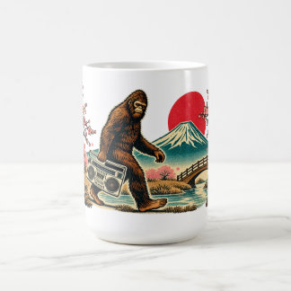 Mágica Pé-grande no Japão – Caneca de Café Vintage Boombo