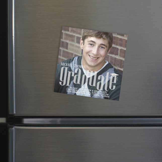 Magneta de fotos simples e moderna de Formando min (Criador carregado)