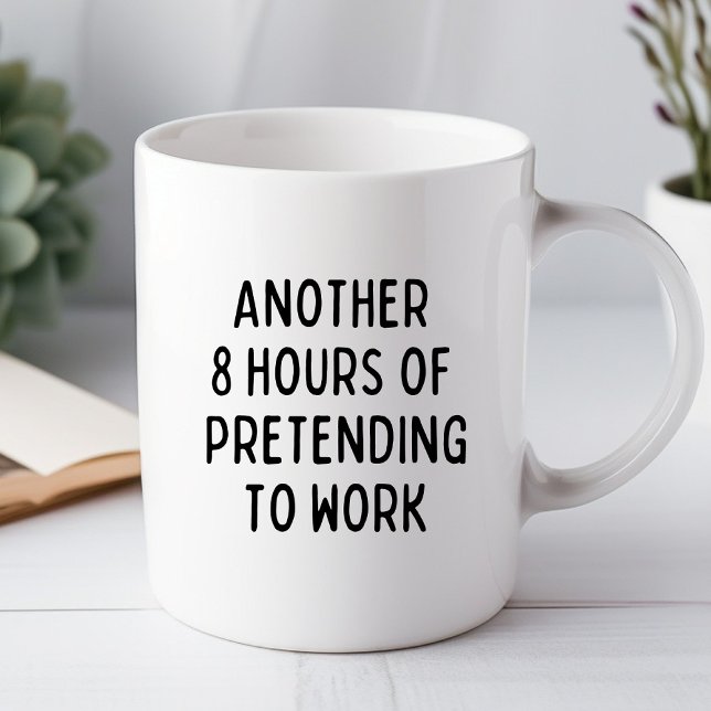 Mais 8 Horas de Fingir que Trabalho Caneca de Escr (Criador carregado)