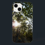 Manhã do outono no Parque Nacional de Shenandoah<br><div class="desc">Além das folhas em mutação, o outono traz manhãs mais nítidas, mais frias e mais tarde. Aqui está uma foto natural de um rastro de cor de queda na luz matinal do Parque Nacional de Shenandoah. Vejam a nossa loja para mais belas cenas de primavera, verão e outono do parque....</div>