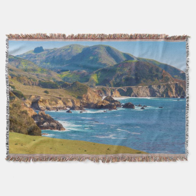Manta EUA, Califórnia. Panorama de Big Sur com Bixby (Frente)