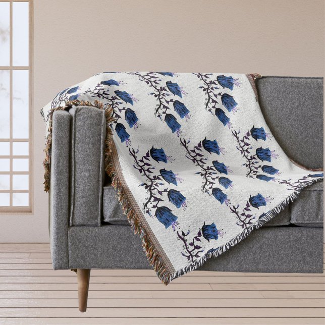 Manta Flores De Vinha Azul Canterbury Jogam Banheira (Blue Canterbury Bells Vine Flowers Throw Blanket)