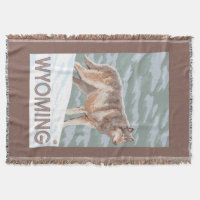 Lobo cinzento StandingWyoming