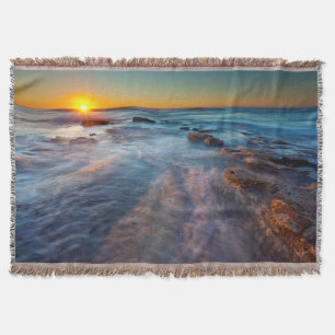 Manta Raios de sol iluminam o Oceano Pacífico