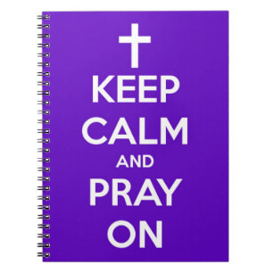 Mantenha a calma e Pray no caderno espiral roxo