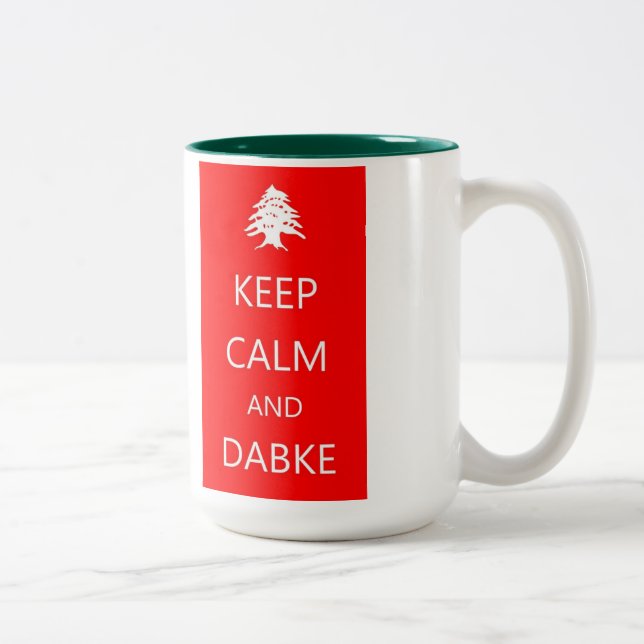 MANTENHA caneca de Líbano do ~ da CALMA e do DABKE (Direita)