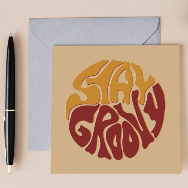 Mantenha-se em Groovy com uma abertura de vermelho (Criador carregado)