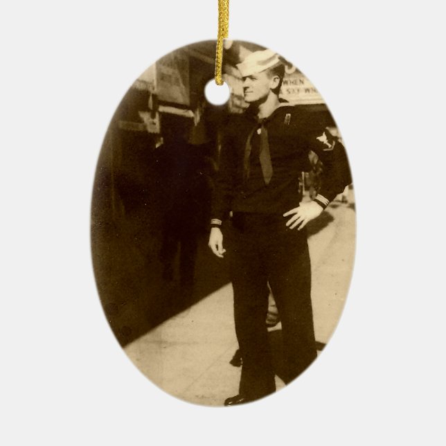 Marinheiro oval do americano do ornamento (Frente)