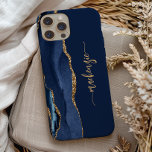 Marinho de Assinatura Personalizado Agate Dourado<br><div class="desc">Personalize este elegante design moderno com o seu nome no guião vertical de escrita manual de assinatura dourada sobre um fundo azul marinho com uma borda de cor azul marinho agate aparada com brilho dourado. (Para manter as cinzas no início e no fim do nome, substitua apenas as letras, deixando...</div>