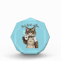 Mas Primeiro, Gato Café