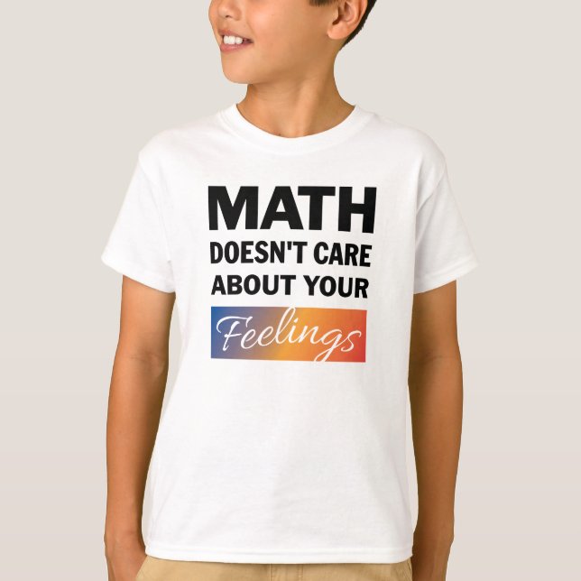 Matemática não importa camisa de meninos (Frente)