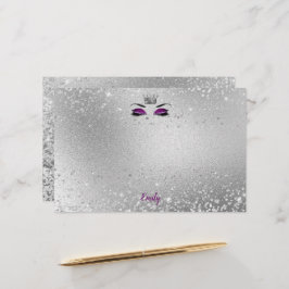 Material de papelaria com olhos brilhantes roxos