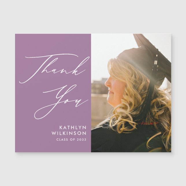 Mauve Elegant Script Simple Graduação Obrigado (Frente)