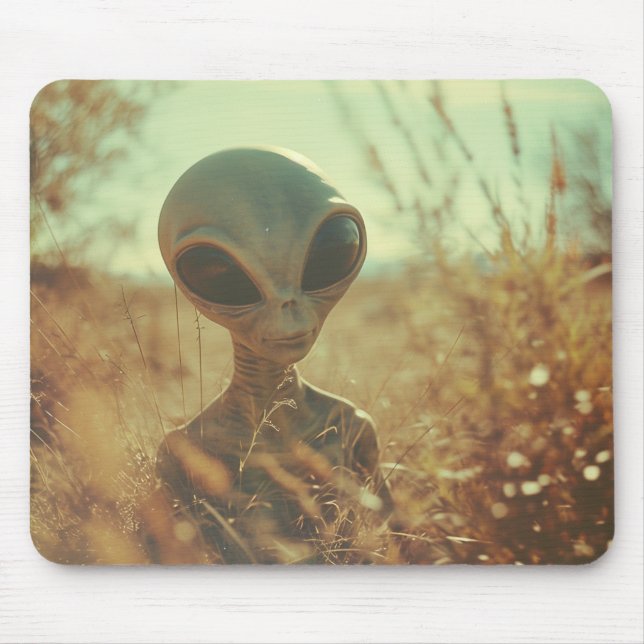 Meadow Alien Mousepad (Frente)