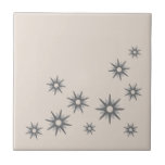 Médio Século Silver Starbursts Azulejo cerâmico<br><div class="desc">design de inspiração moderna do século médio,  com rajadas retroradas de prata vintage em um design orgânico sobre fundo leve e colorido de osso. Design simples e limpo moderno.</div>